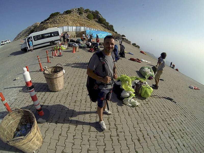 Fethiye yamaç paraşütü 1700 metre yükseklikteki kalkış alanı.